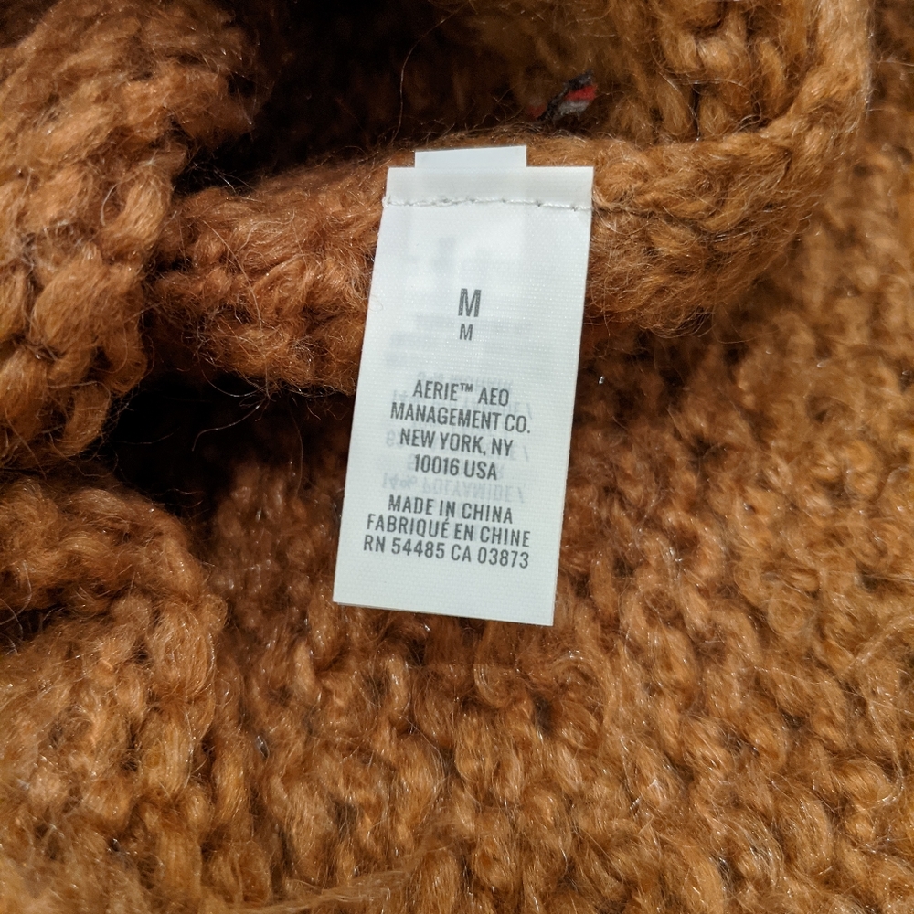 NEW Aerie crew neck striped sleeves sweater - Picture 9 of 9